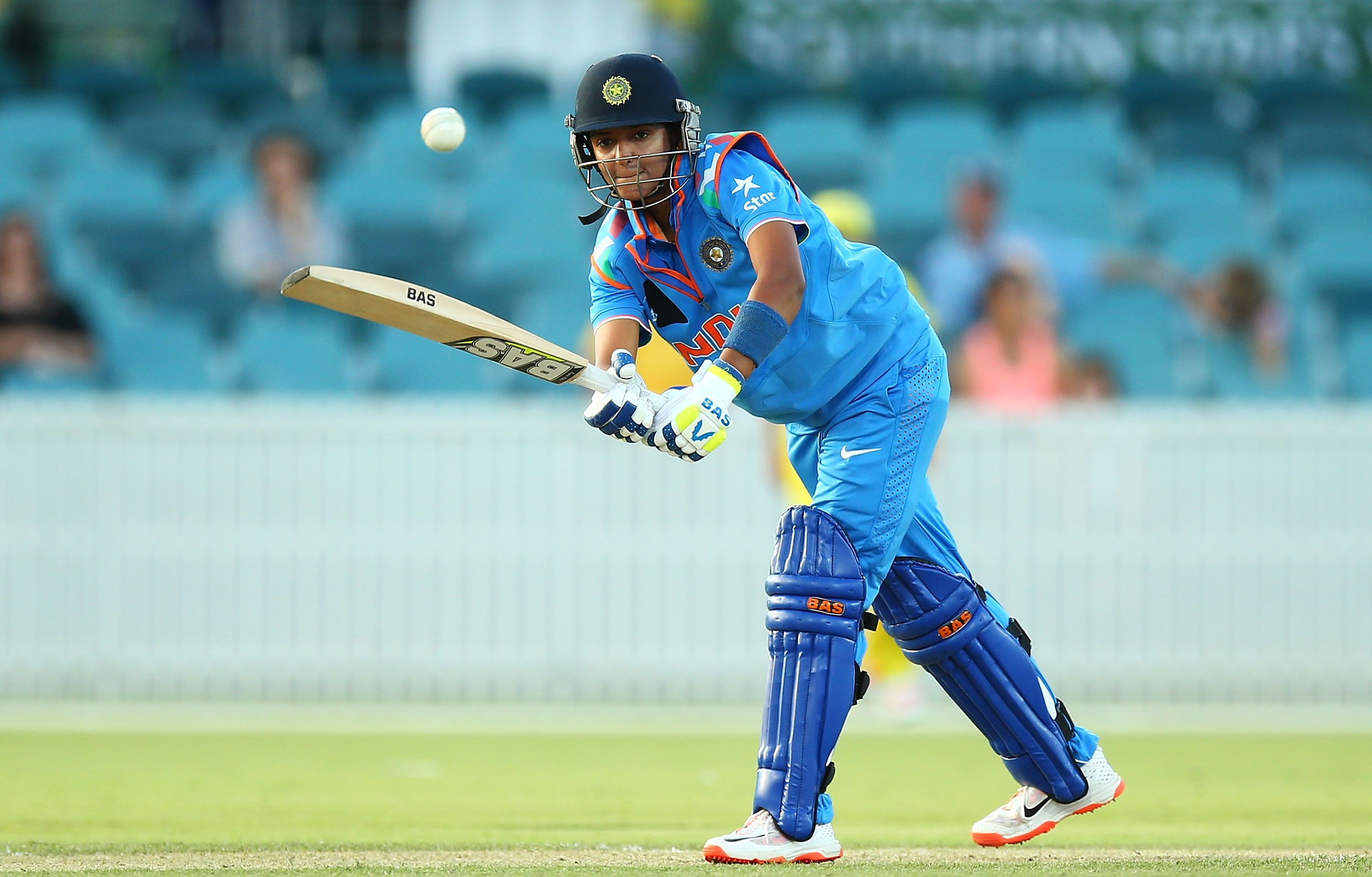 Harmanpreet Kaur to star in Women Super League in England