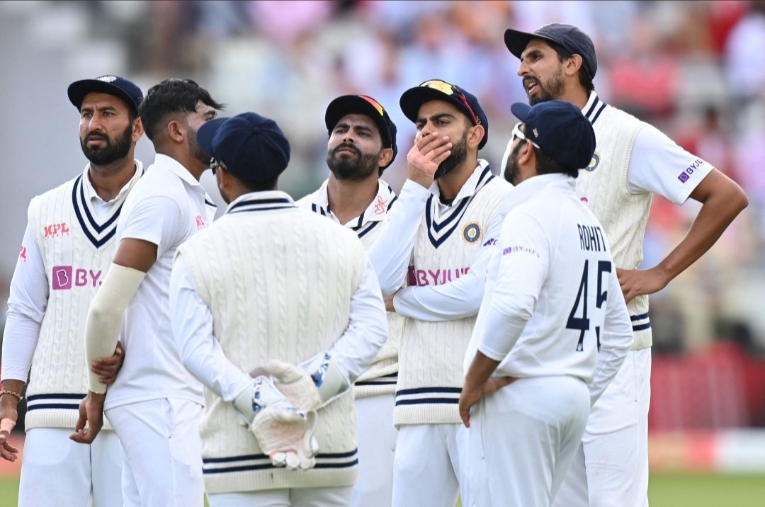 Virat continues with the DRS bacdluck