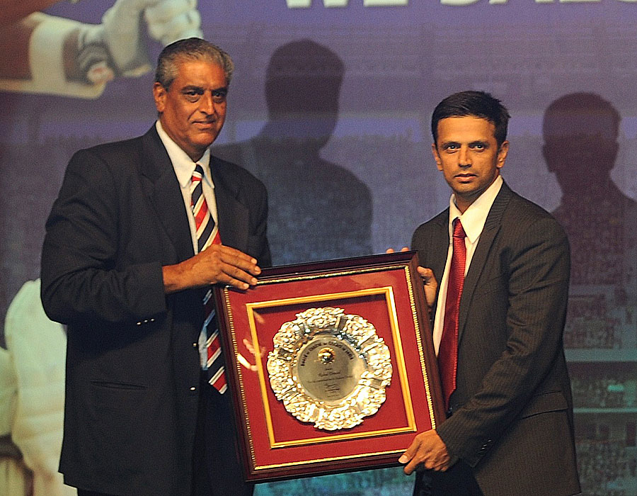 Pakistan coaches can do wonders at junior level like how Dravid has done in India, suggests Shahid Afridi